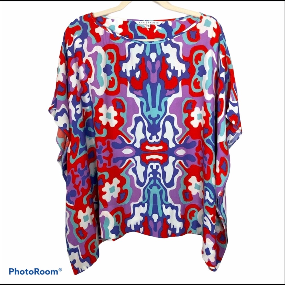 ANNIE GRIFFIN Geometric Abstract Flowy Top